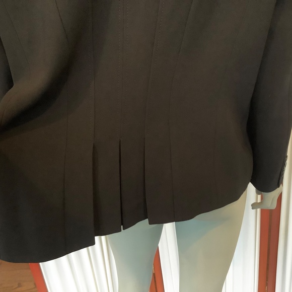 BASLER Womans Black Blazer 3 Button With Pleats on the Back Size 48/ US 16 - Picture 5 of 9